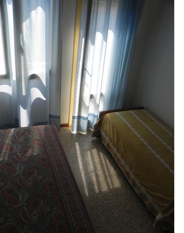Hotel Antonella Caorle Zimmer foto